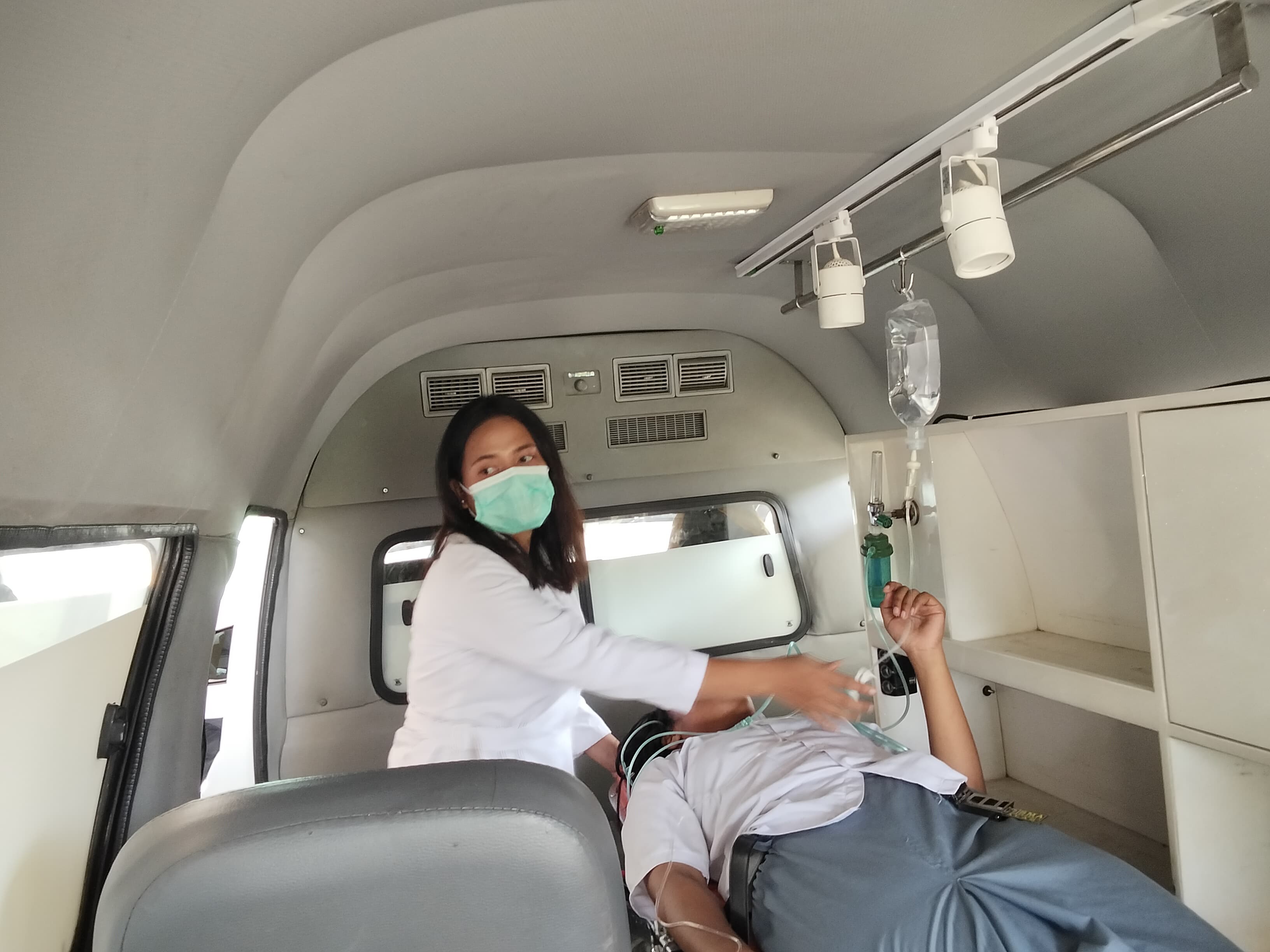 KONDISI MEMBURUK! Alami Sesak Napas, Satu Siswa SMA Alfonsus Dilarikan ke RSUD Waikabubak