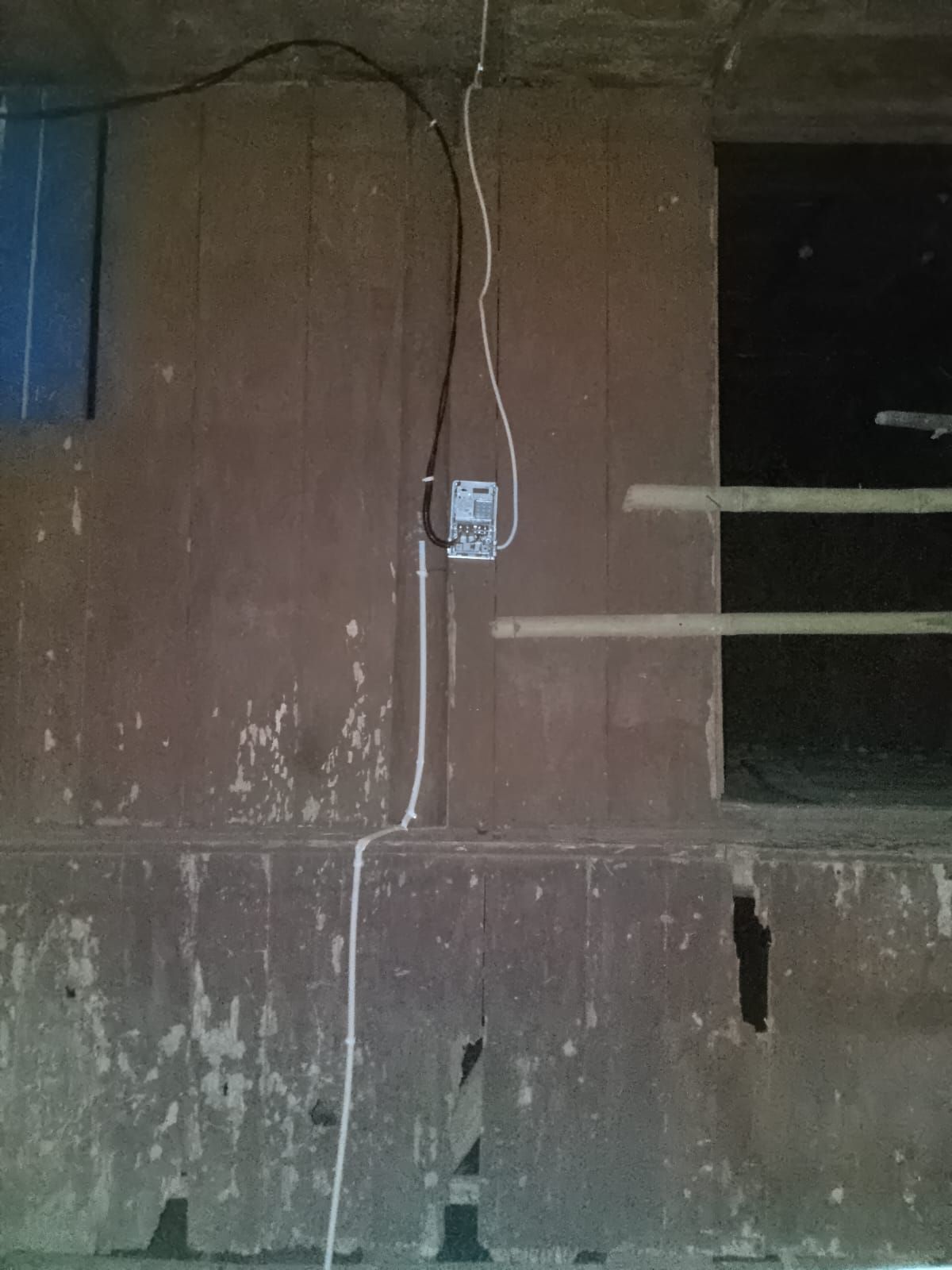 Pemasangan Meteran Listrik di Rumah Yang Tak Berpenghuni