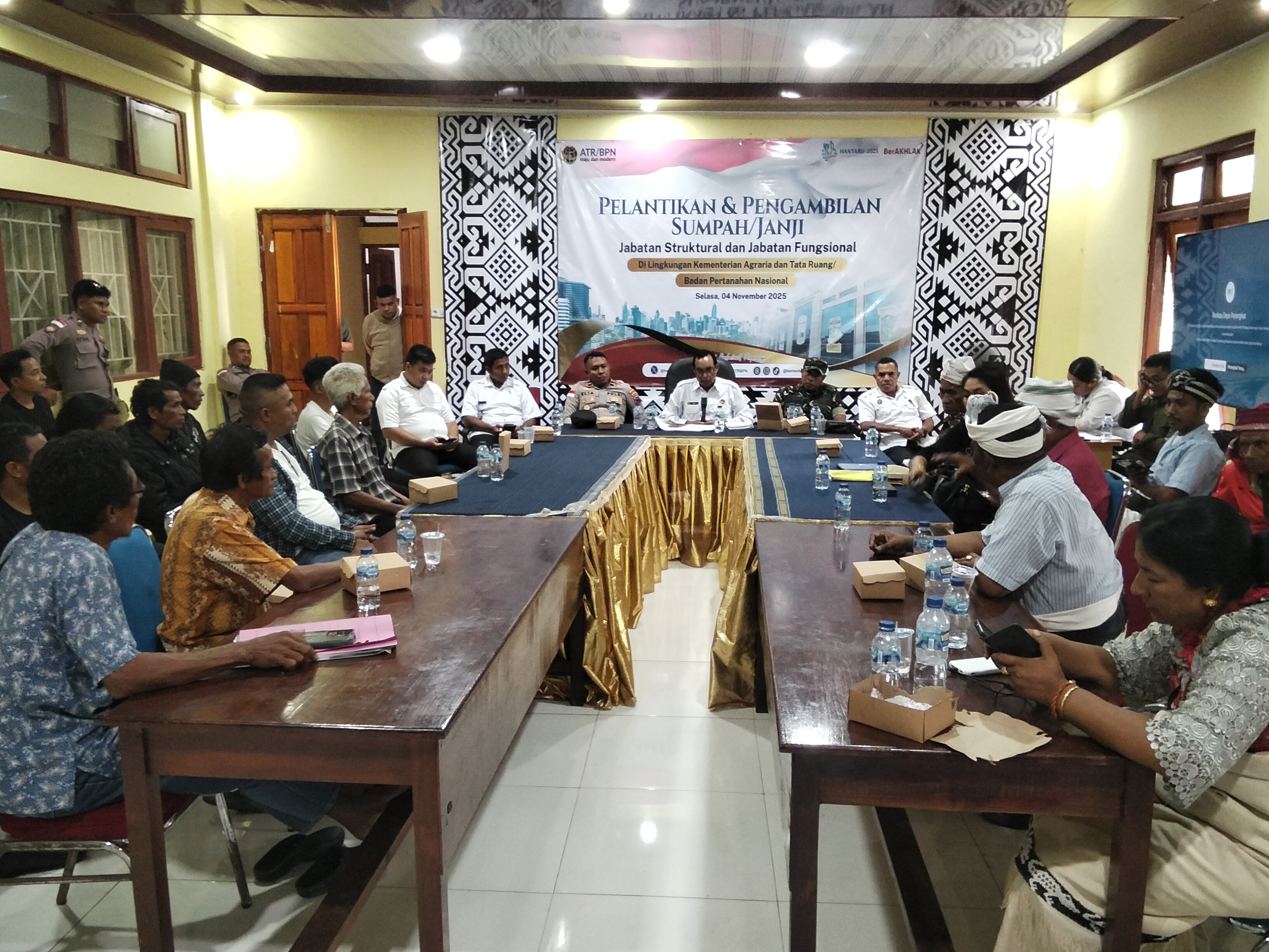 Dalih "Kegiatan Rutin" di Balik Sengkarut 117 Bidang Tanah Ulayat, BPN Sumba Tengah Dicecar hingga Warga Walk Out