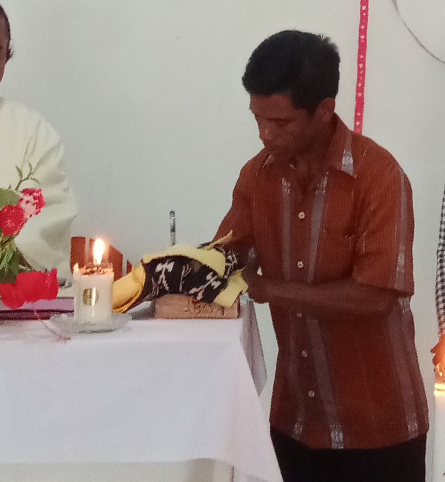 Resmi Pimpin SMPK Santo Ambrosius Magho Linyo, Hendrikus Bondi Tanggu Holo Tegaskan: Sekolah Ini Harus Hidup, Bukan Sekadar Bertahan