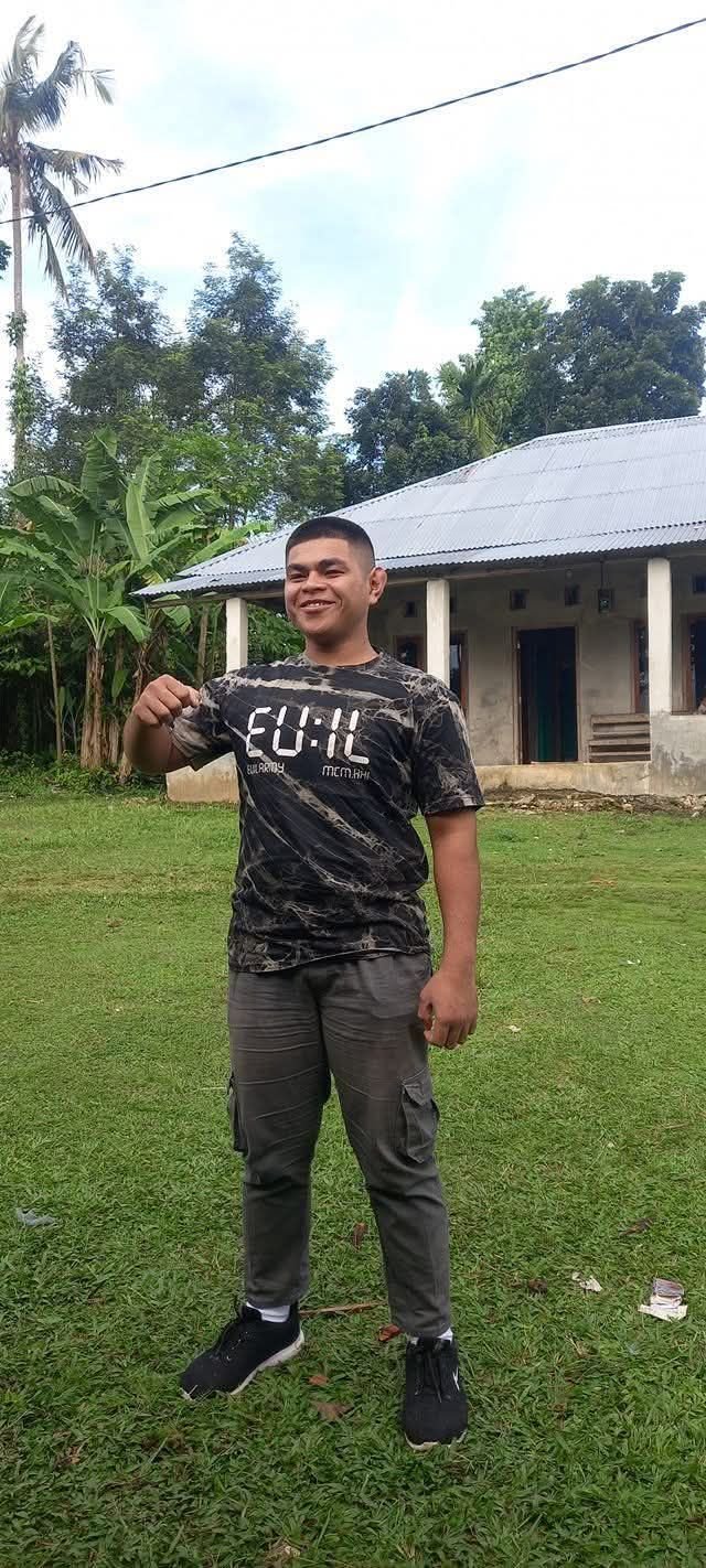 BREAKING: Sempat Gagal 3 Kali, Pemuda NTT Ini Lulus TNI dan Tembus Peringkat 11