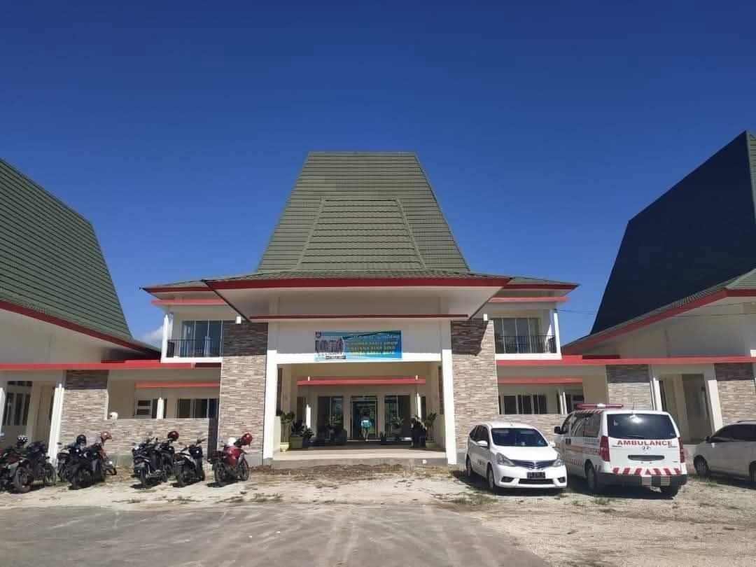 “Bupati SBD ‘Terjebak’? Residen Datang Tiap Bulan, Alat Rusak dan Tak Ada, Dugaan Korupsi Menguat!”