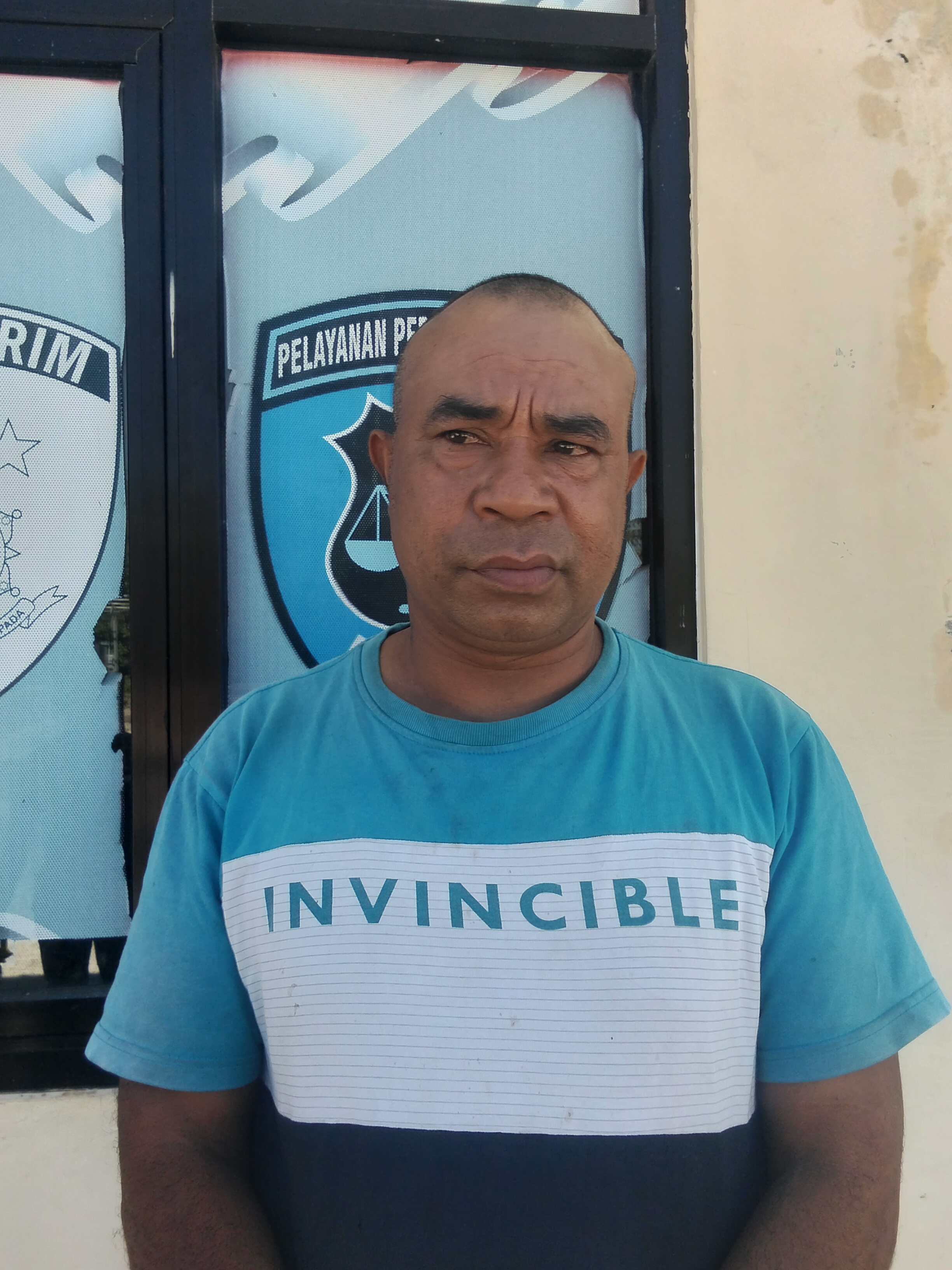 DIDUGA PELAKU PELECEHAN SEKSUAL DI MOBIL TRAVEL SUZUKI APV DIAMANKAN POLRES SUMBA BARAT DAYA