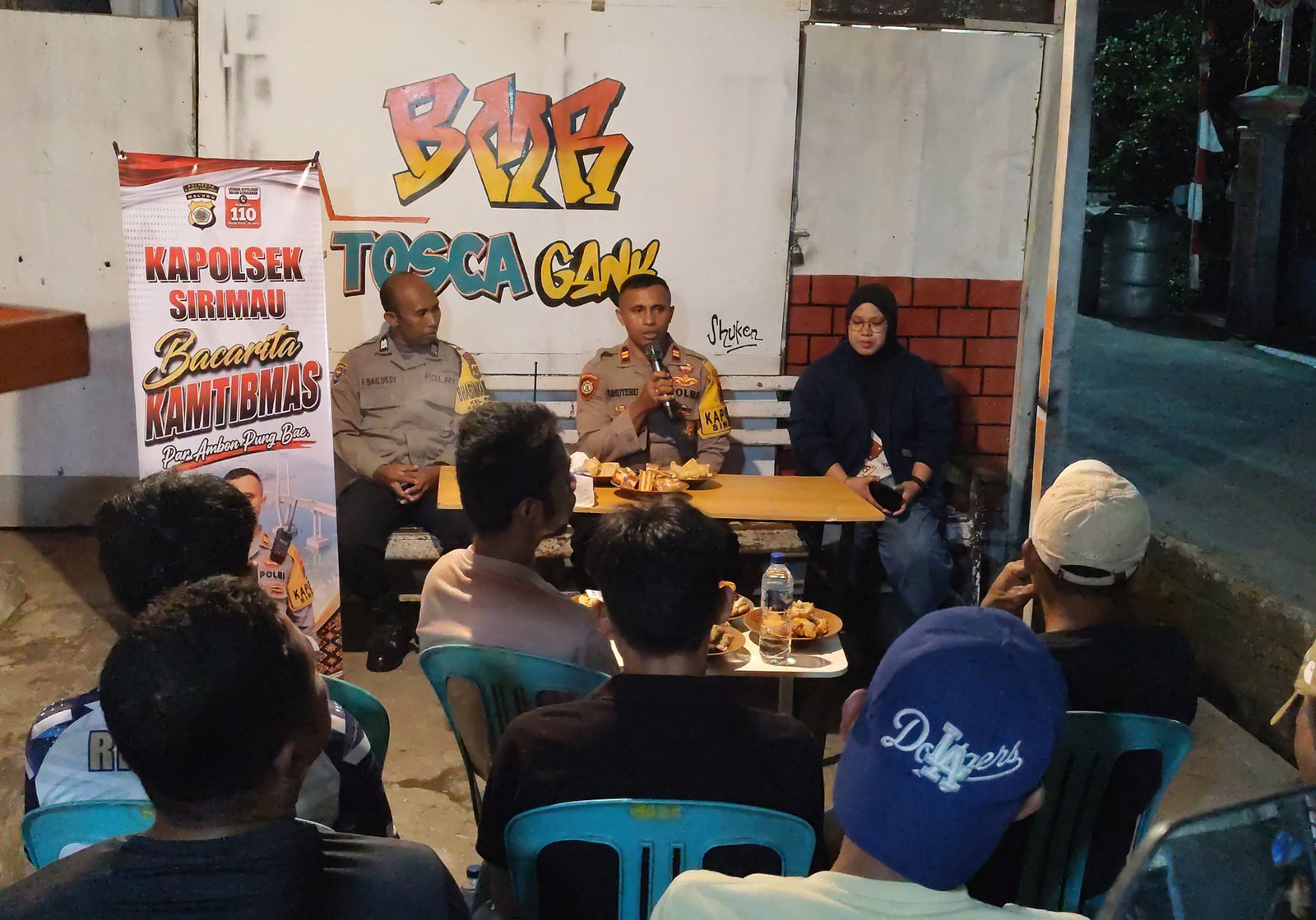 IPTU Bastian Tuhuteru Duduk Bacarita Bersama Warga Lorong Tahu, Miras hingga Potensi Balap Liar Jadi Sorotan